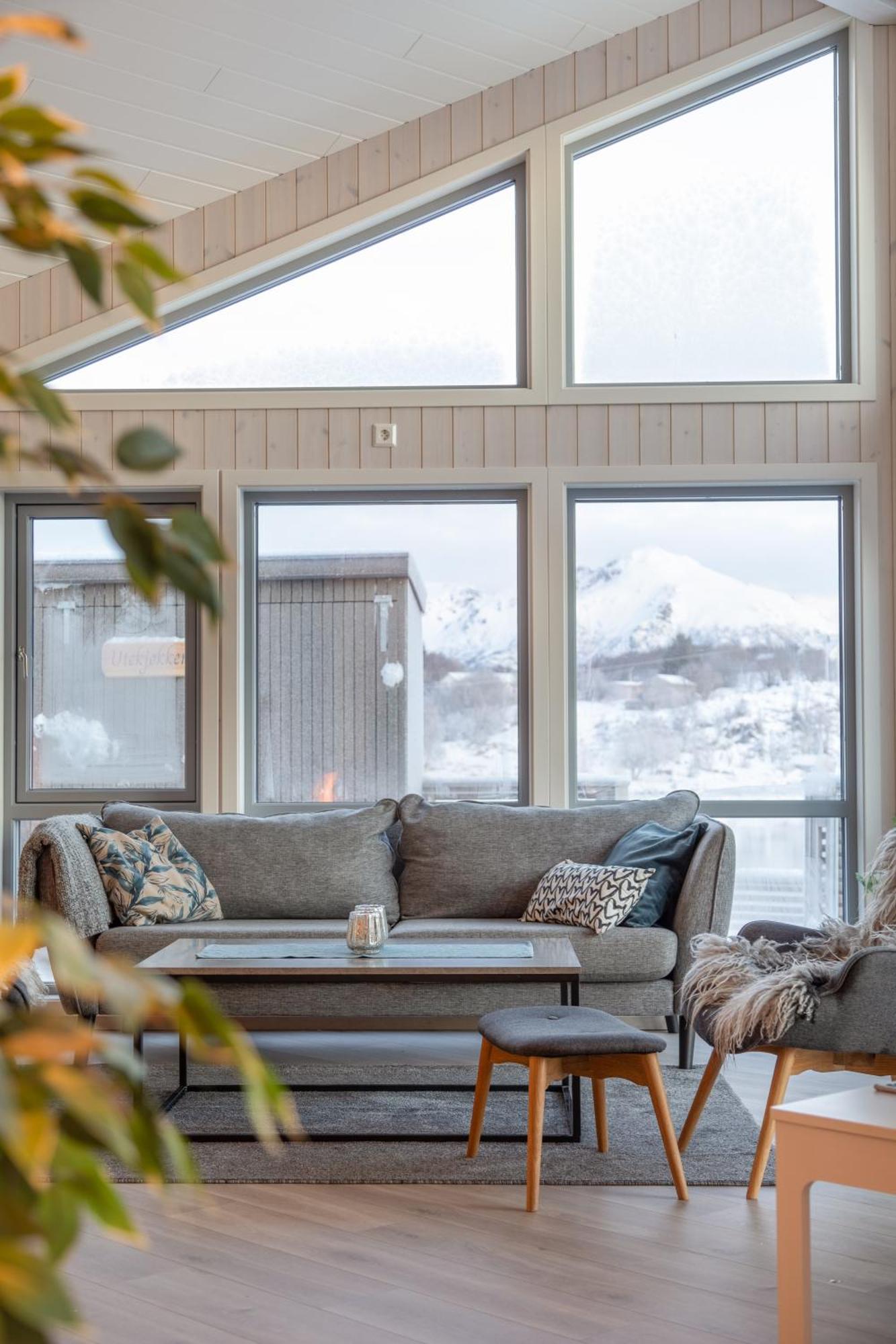 Vikran Seaside Lodge Straumsjoen Bagian luar foto